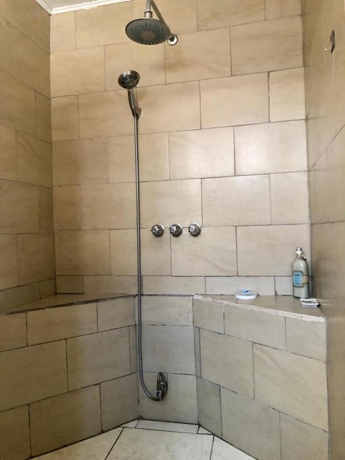 Homestay Near Airport/ Cerca Del Aeropuerto Rio Segundo