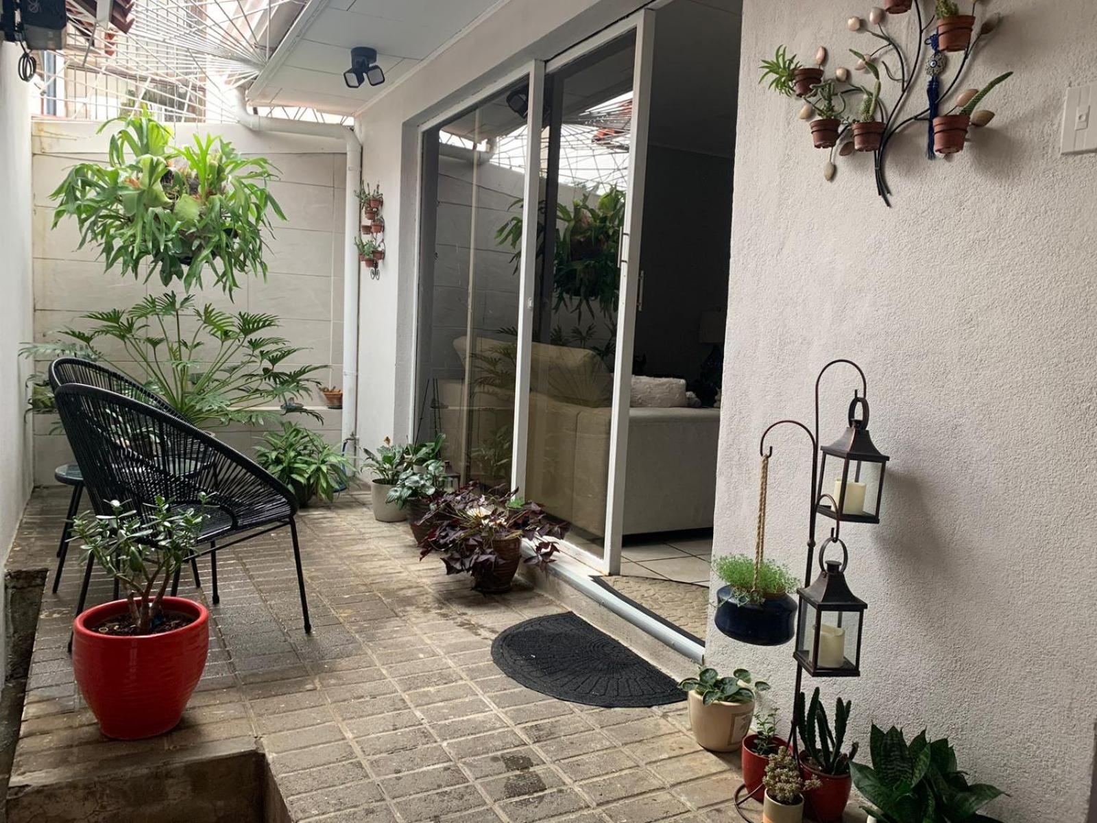 Homestay Near Airport/ Cerca Del Aeropuerto Rio Segundo